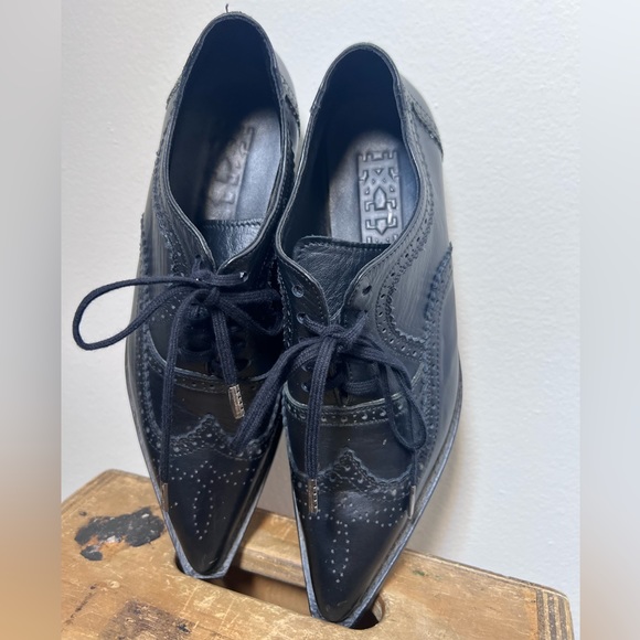 Pointed Toe Stacked Heel Brogues by KTZ Kokontozai Sz 37 - Picture 6 of 6